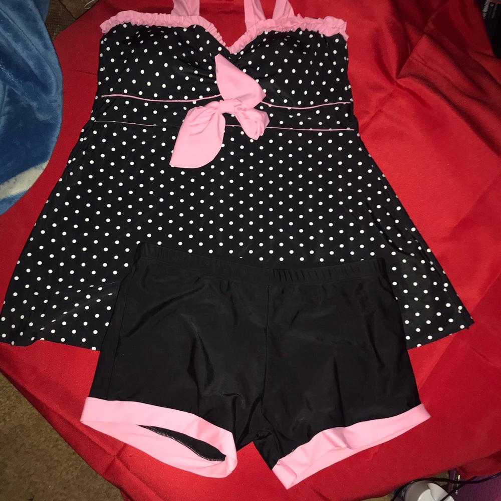 Women’s 2 piece swimsuit